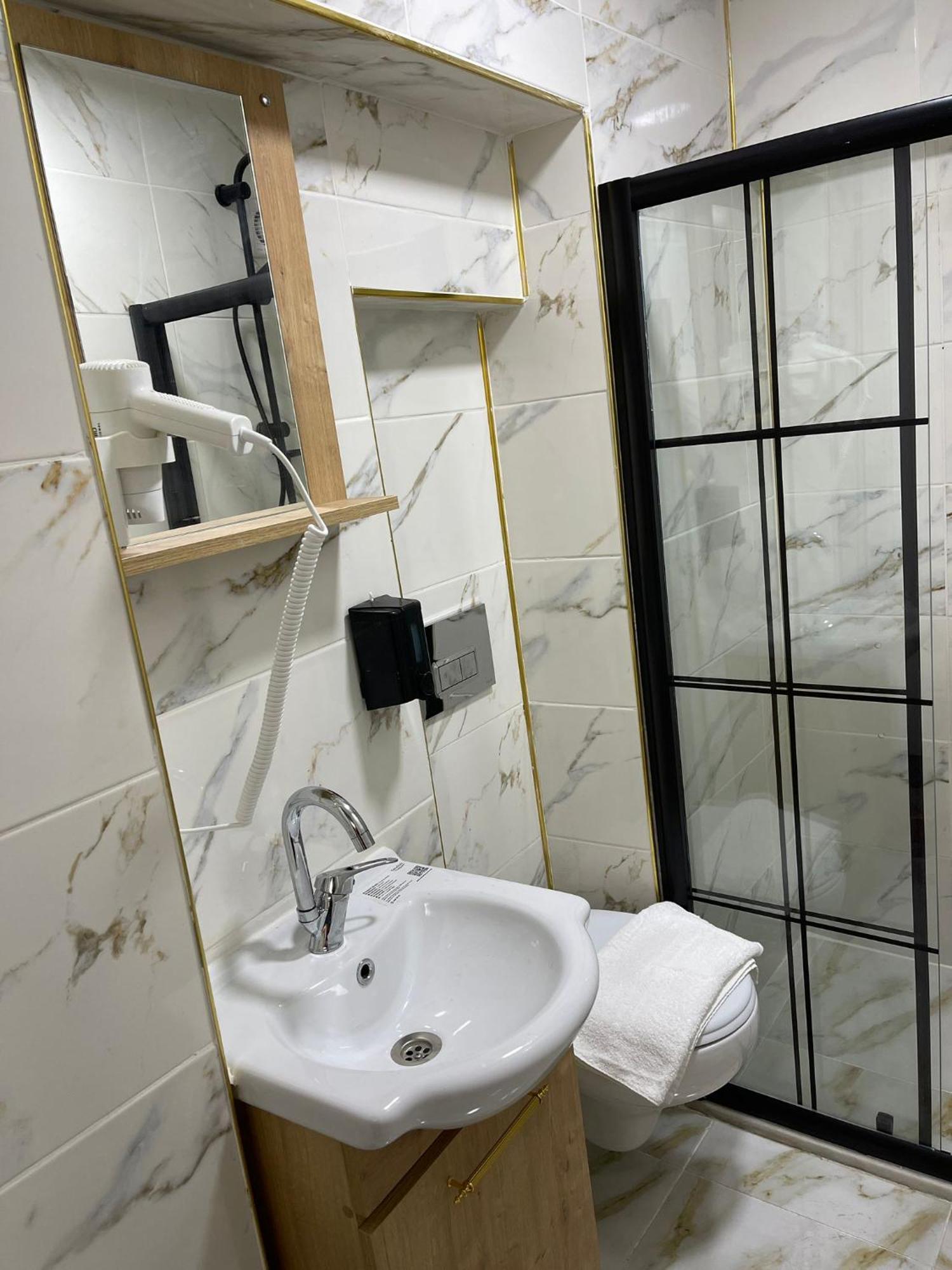 Taksim Rain Hause Aparthotel Istanbul Exterior photo